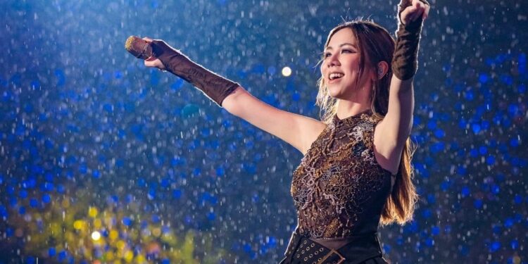 鄧紫棋斥8,500萬購東半山利安閣複式豪宅